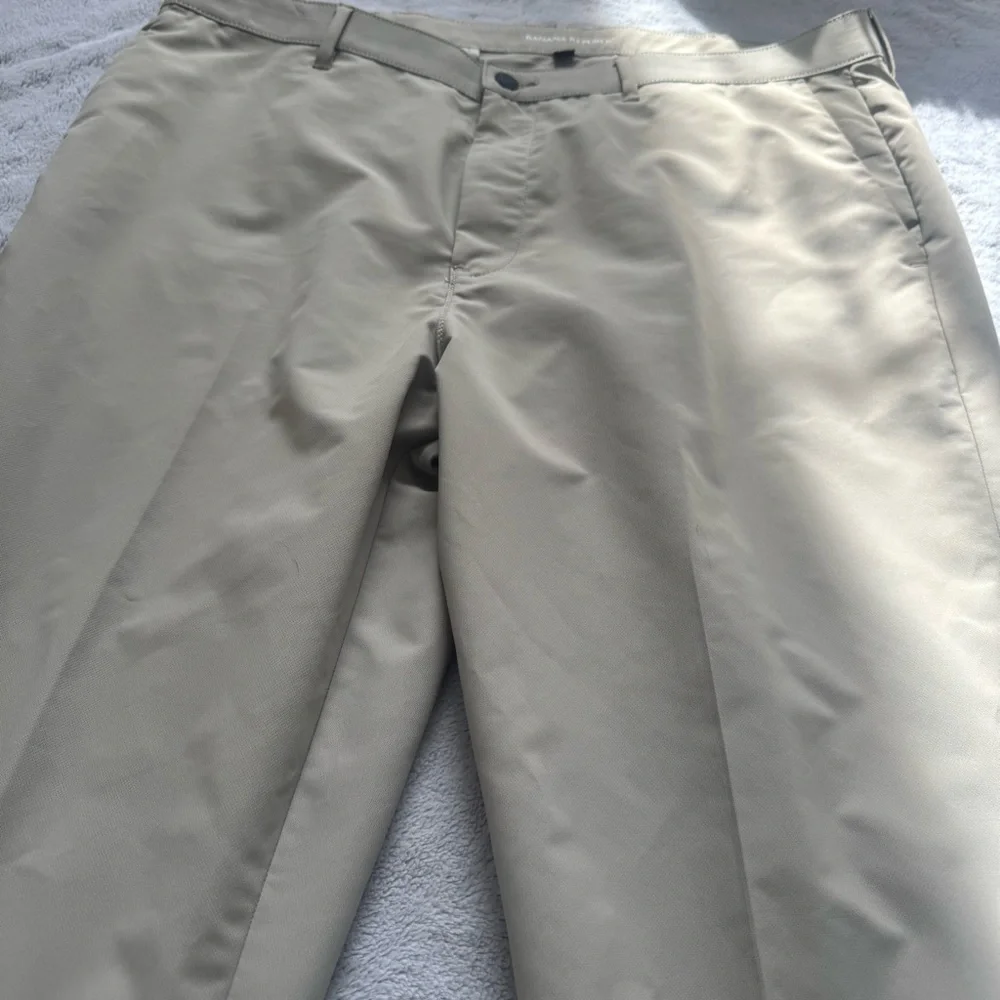 Banana Republic Men's Polyester Lightweight Tan‎ Beige Pants Size 40x32